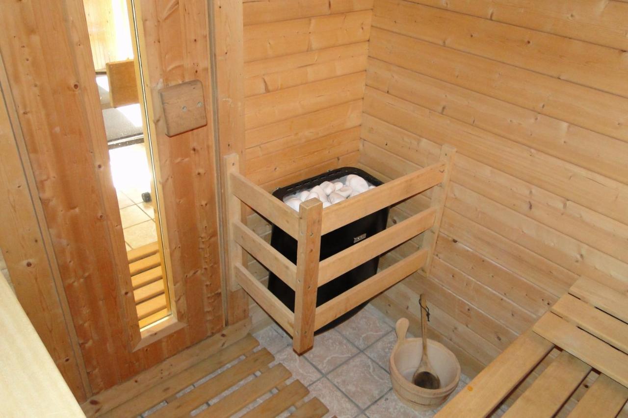 Gite 829 Montagnes Du Jura Avec Spa Et Sauna Classe 3 Etoiles Foncine-le-Haut 外观 照片