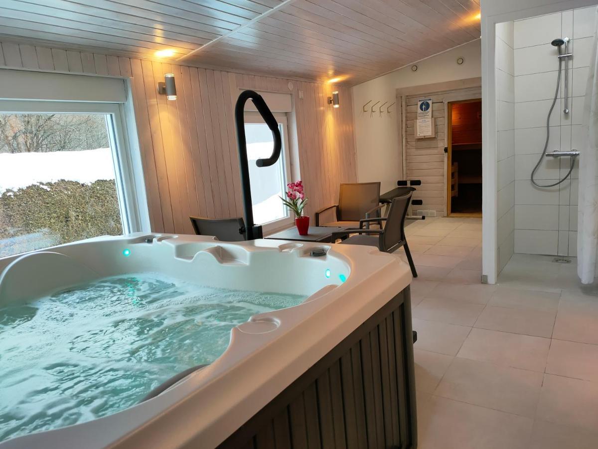 Gite 829 Montagnes Du Jura Avec Spa Et Sauna Classe 3 Etoiles Foncine-le-Haut 外观 照片